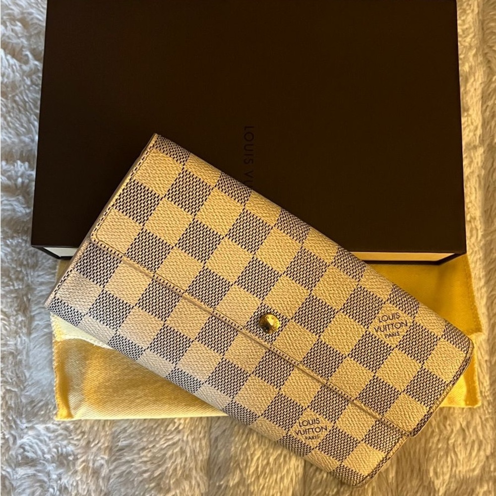 Louis Vuitton Wallet Sarah
